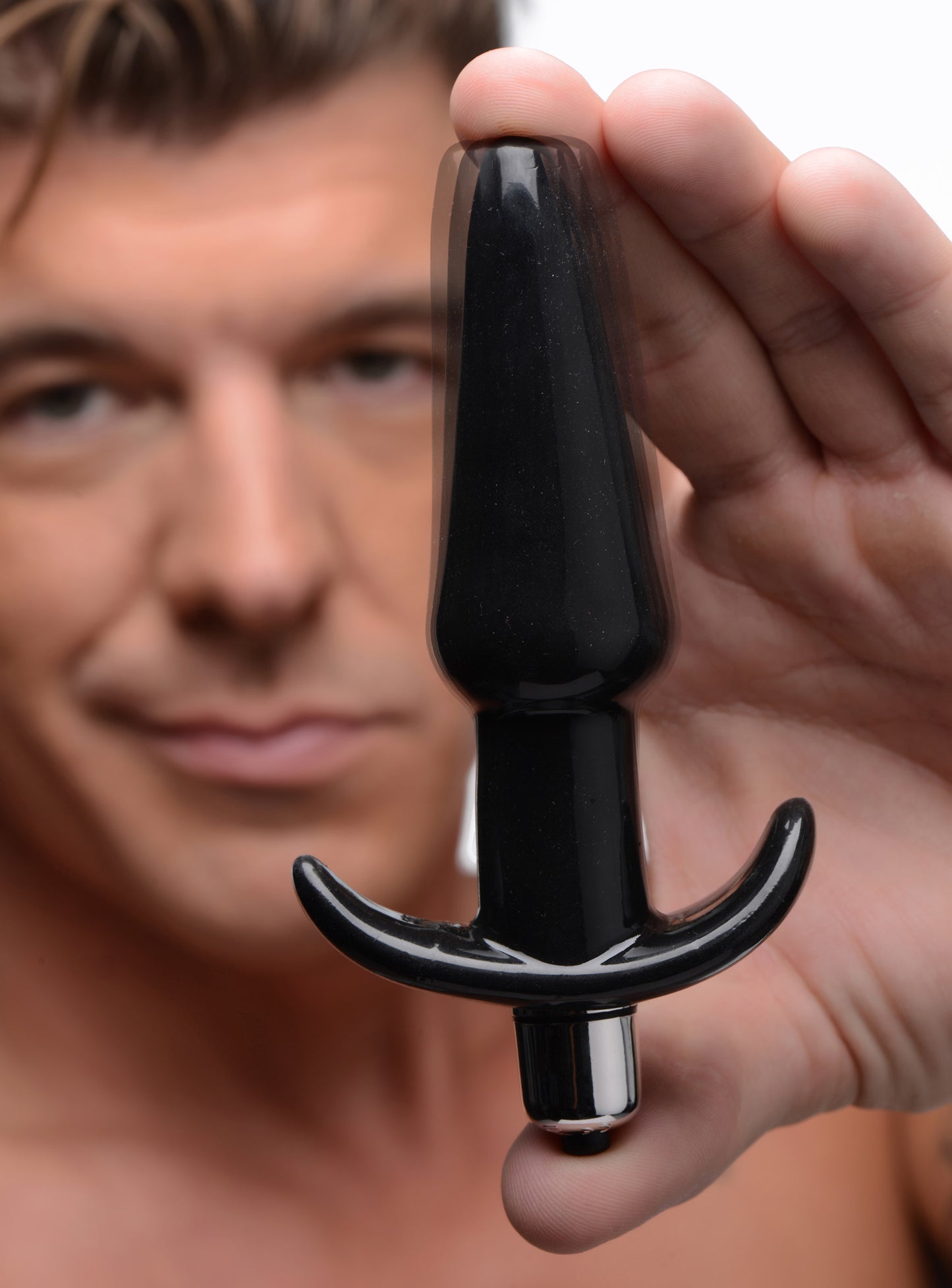 Smooth Vibrating Anal Plug - Black